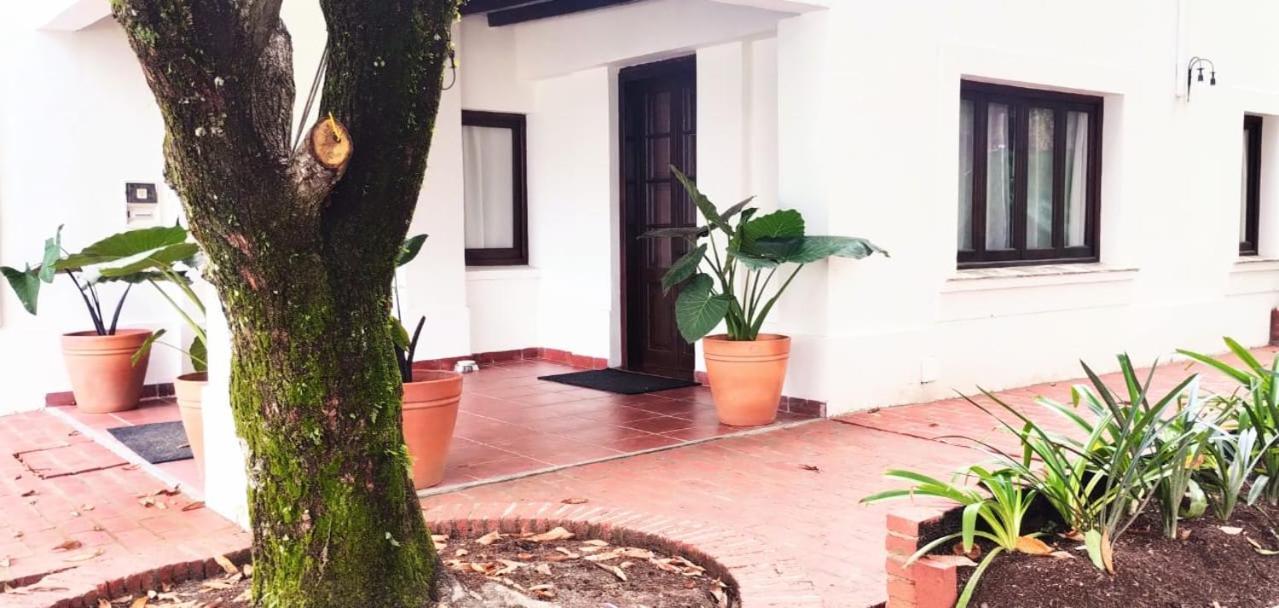 Las Moras Hotel San Lorenzo  Exterior photo